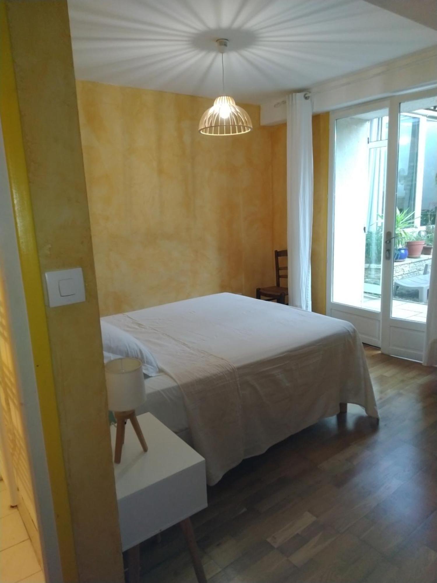 Spacieuse Maison De Village Climatisee Avec Jardin Patio Bessan Εξωτερικό φωτογραφία